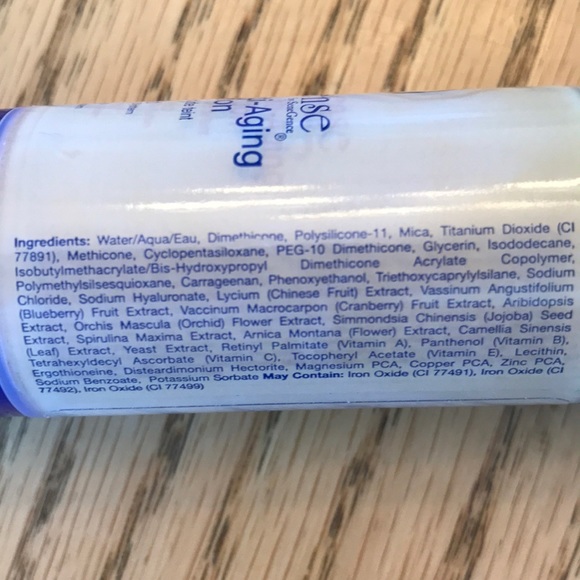 Porcelain shade Anti aging foundation. - Picture 4 of 6